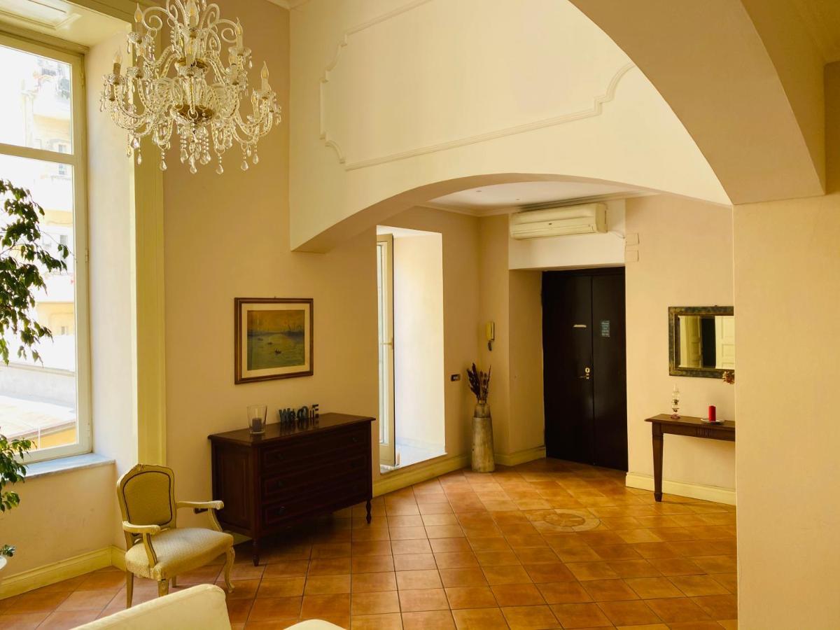 Ambra Noblesse Couette-café Naples